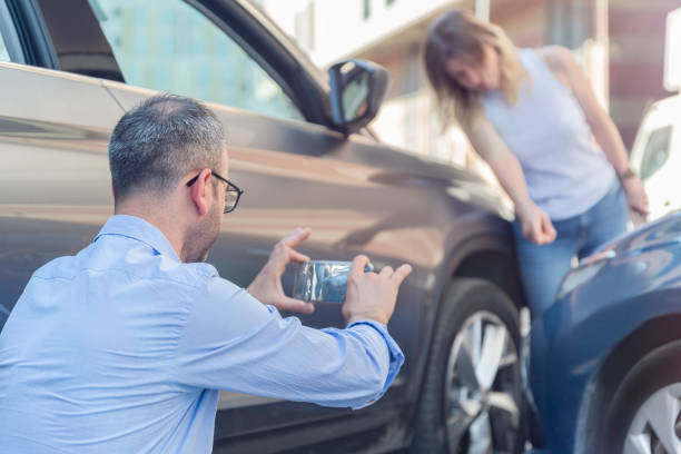 Professional Commercial Auto Insurance technician working in Kalaeloa, HI